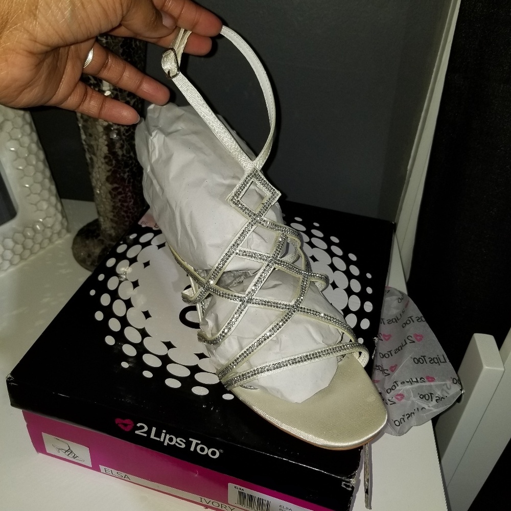 NWT strappy sandals